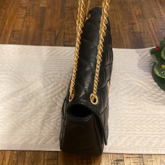 Tory Burch quilted purse - Picture 6 of 11